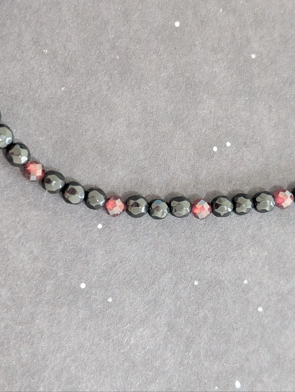 Mozambique Garnet/Onyx Necklace - Picture 7 of 7